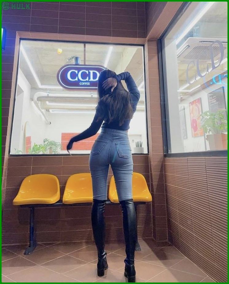 c0dd3aa9cbbbe2cf5720a510364c209167e110ecab5a6330724ea21a5c8fed4e.jpg